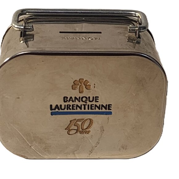 Banque dEpargne de Montreal Historical Promotional Piggy Bank 11W x 8H x 6D cm - Picture 2 of 3